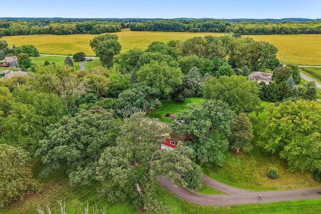 W7255 Weber Road, Lake Mills, WI 53551