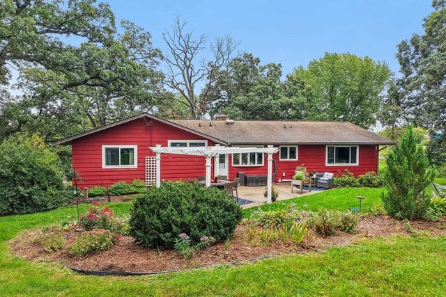 W7255 Weber Road, Lake Mills, WI 53551