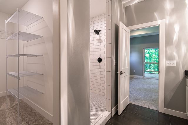 3055 Ridgeview Circle, Coralville, IA 52241