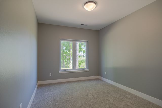 3055 Ridgeview Circle, Coralville, IA 52241