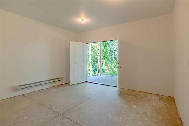 3055 Ridgeview Circle, Coralville, IA 52241