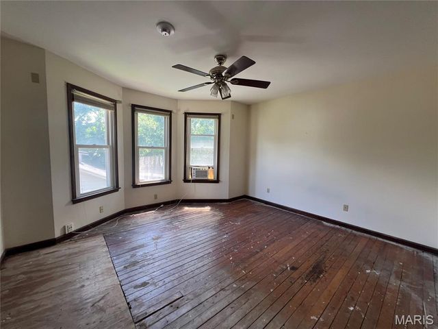 2107 Alameda Avenue, Maplewood, MO 63143