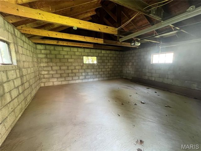2107 Alameda Avenue, Maplewood, MO 63143