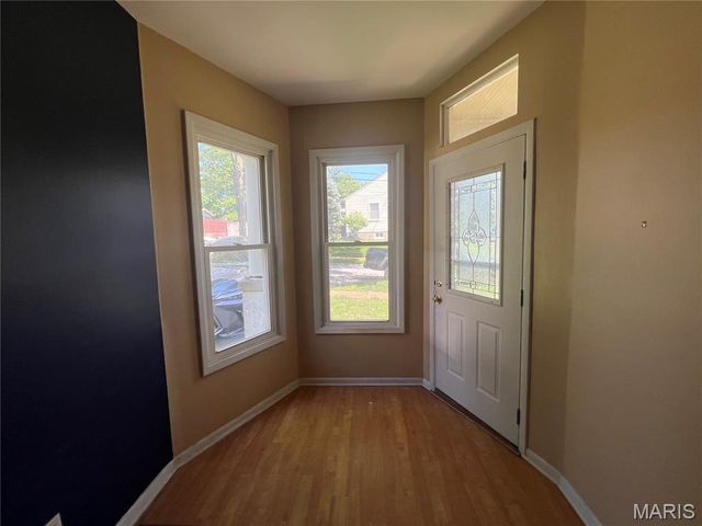 2107 Alameda Avenue, Maplewood, MO 63143