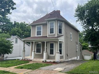 2107 Alameda Avenue, Maplewood, MO 63143