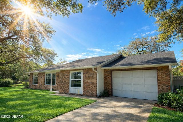700 Swarthmore Drive, Deland, FL 32724