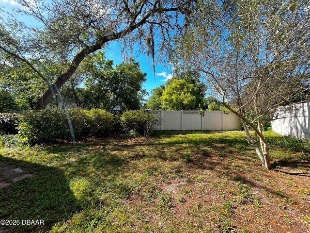 700 Swarthmore Drive, Deland, FL 32724