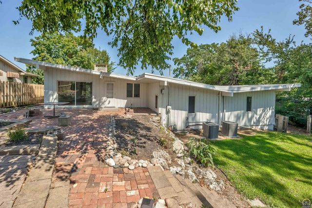 1709 SW 26th ST, Topeka, KS 66611