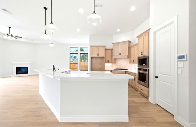 9722 Roaring River Falls Lane, Porter, TX 77365