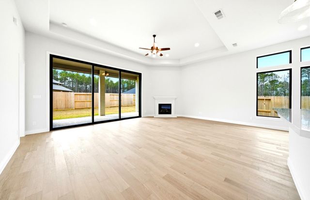 9722 Roaring River Falls Lane, Porter, TX 77365