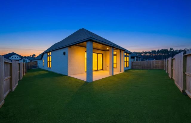 9722 Roaring River Falls Lane, Porter, TX 77365