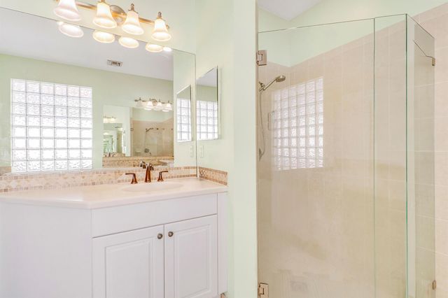 5017 SE Graham Drive, Stuart, FL 34997