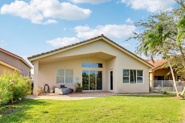 5017 SE Graham Drive, Stuart, FL 34997