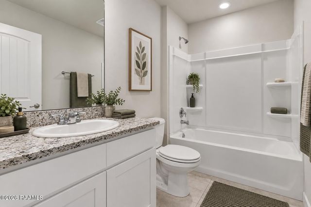 123 Broussard Hill Drive, Broussard, LA 70518