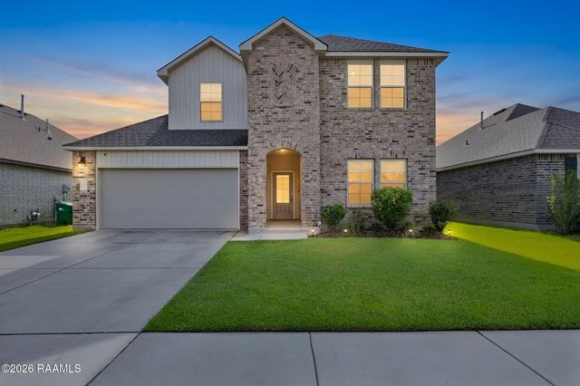 123 Broussard Hill Drive, Broussard, LA 70518