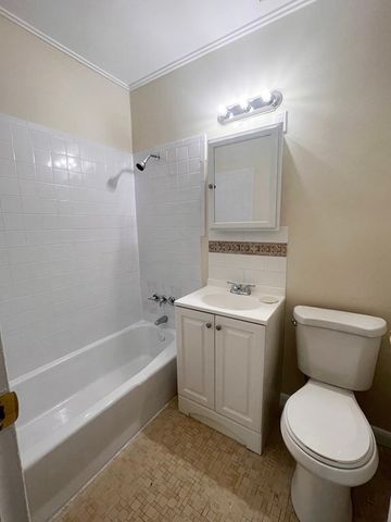 3 Beaver Park Rd 11, Framingham, MA 01702