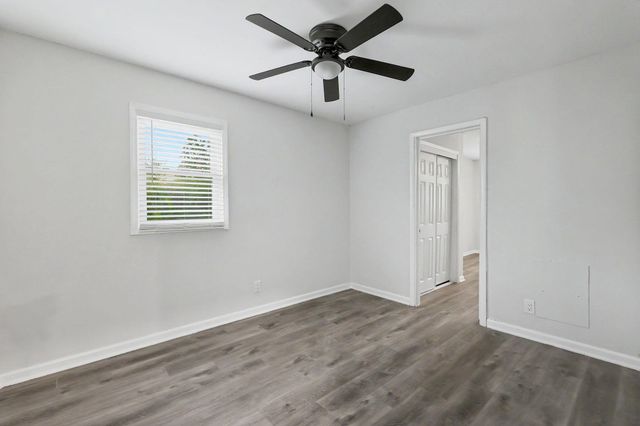 1819 N Westridge, Wichita, KS 67203