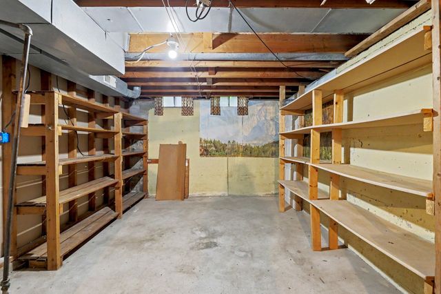 1819 N Westridge, Wichita, KS 67203