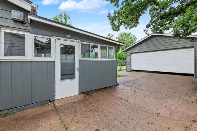 1819 N Westridge, Wichita, KS 67203