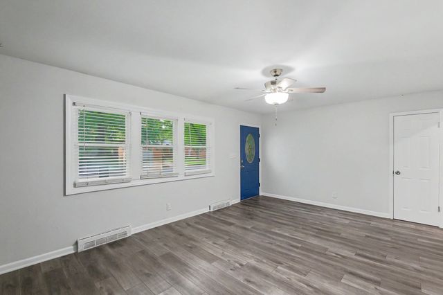 1819 N Westridge, Wichita, KS 67203