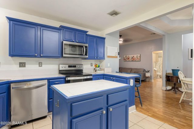 115 Tulip Tree Lane, Broussard, LA 70518