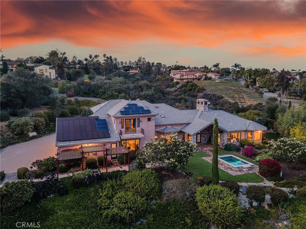 Image 2 of property listing at 3221 Integrity, Fallbrook, CA 92028