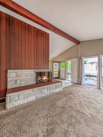 8820 Calumet Avenue, Munster, IN 46321
