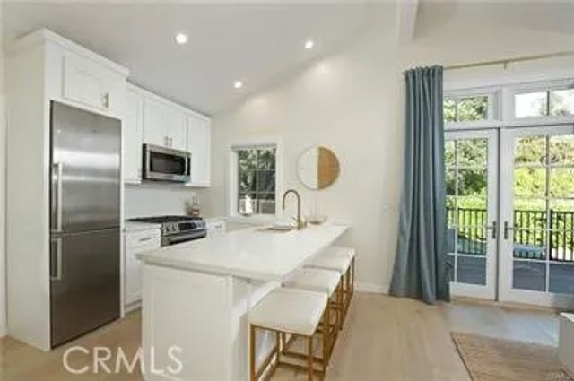 214 Sierra Madre Boulevard, Arcadia, CA 91006