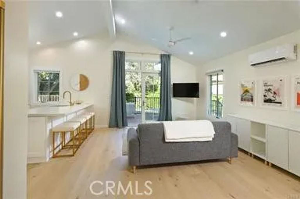 214 Sierra Madre Boulevard, Arcadia, CA 91006