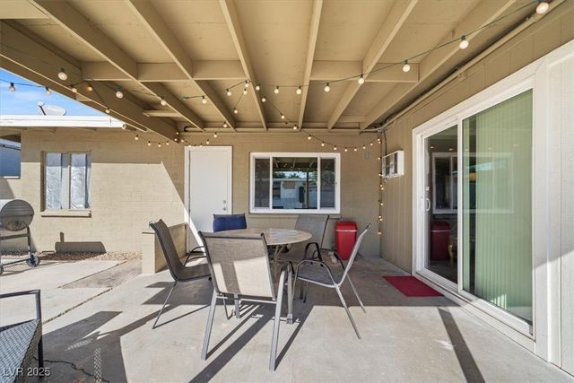 1800 Walnut Avenue, Las Vegas, NV 89101