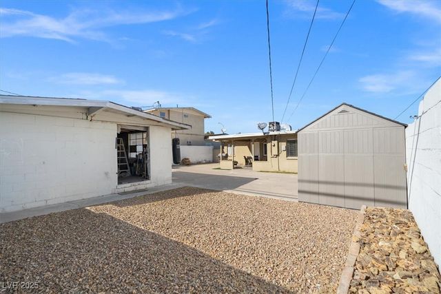 1800 Walnut Avenue, Las Vegas, NV 89101