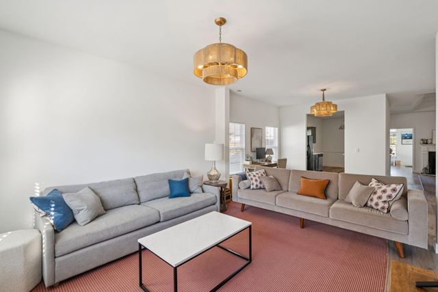 2802 Summertrees Boulevard, Johns Island, SC 29455