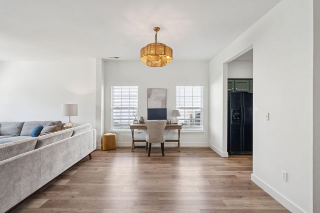 2802 Summertrees Boulevard, Johns Island, SC 29455