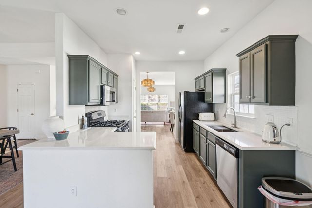 2802 Summertrees Boulevard, Johns Island, SC 29455