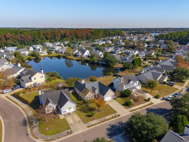 2802 Summertrees Boulevard, Johns Island, SC 29455