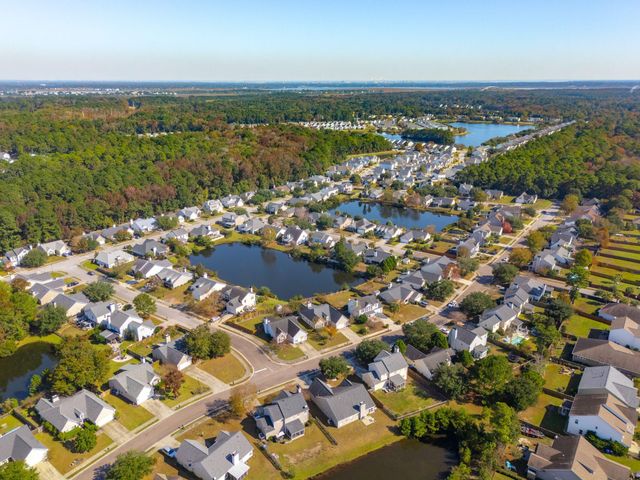 2802 Summertrees Boulevard, Johns Island, SC 29455