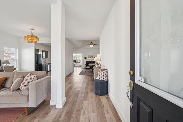 2802 Summertrees Boulevard, Johns Island, SC 29455