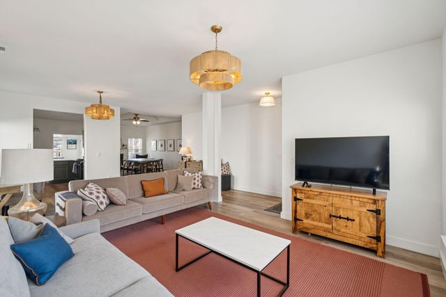 2802 Summertrees Boulevard, Johns Island, SC 29455