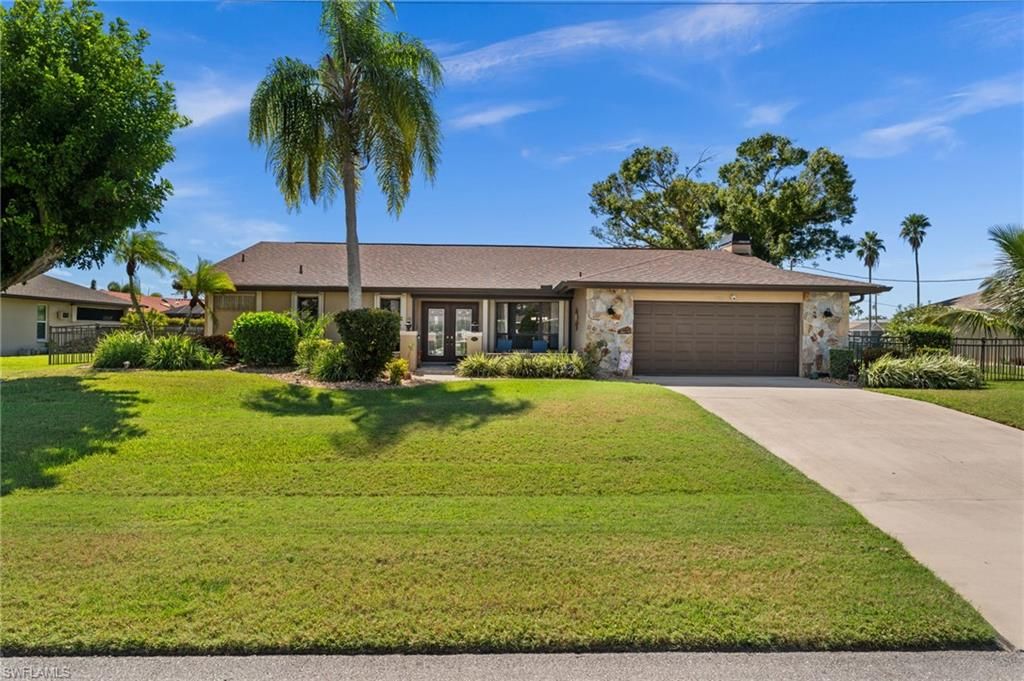 1922 SE 5th ST, Cape Coral, FL 33990