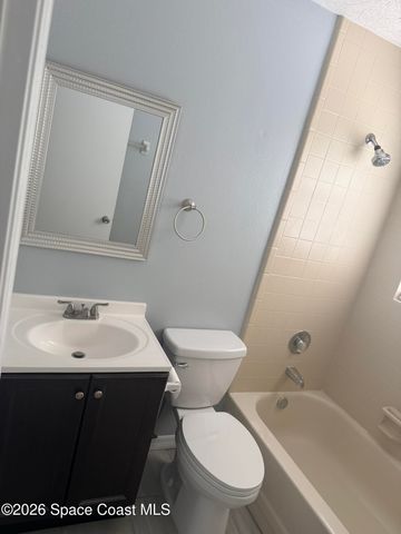 1300 Arlington Lane NE 124, Palm Bay, FL 32905