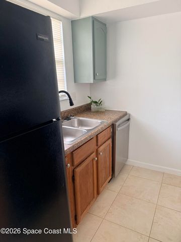 1300 Arlington Lane NE 124, Palm Bay, FL 32905