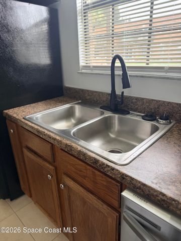 1300 Arlington Lane NE 124, Palm Bay, FL 32905