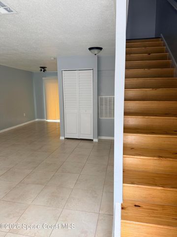 1300 Arlington Lane NE 124, Palm Bay, FL 32905