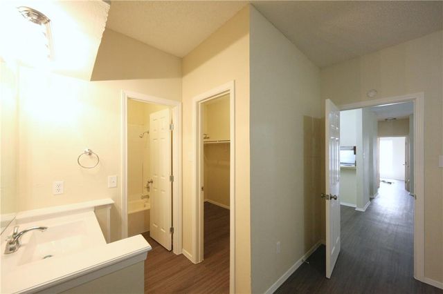 11611 April DR A, Austin, TX 78753