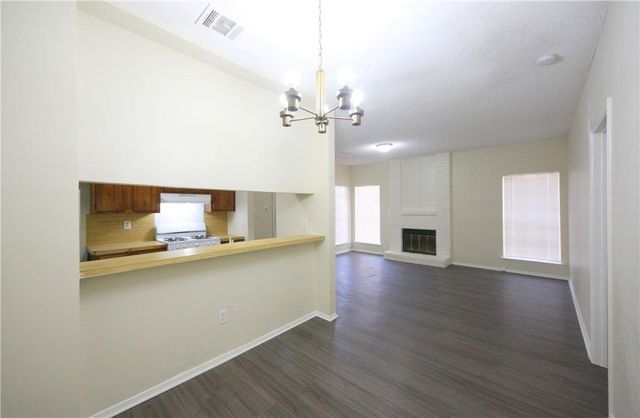 11611 April DR A, Austin, TX 78753