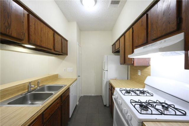 11611 April DR A, Austin, TX 78753