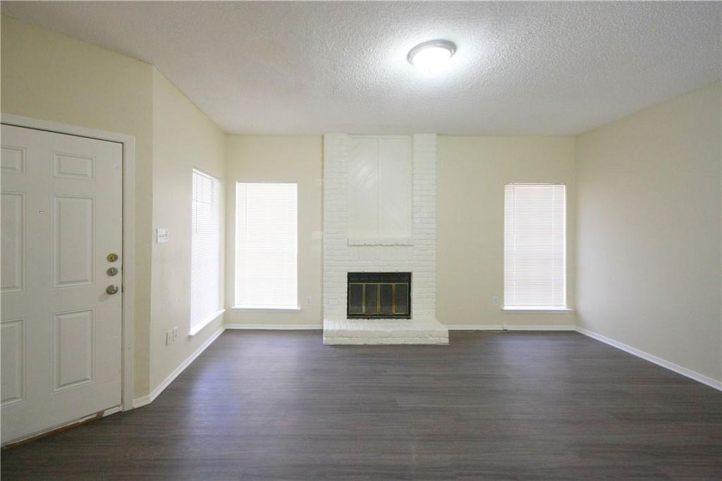 11611 April DR A, Austin, TX 78753