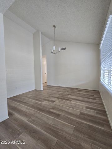 11815 N 77TH Drive, Peoria, AZ 85345