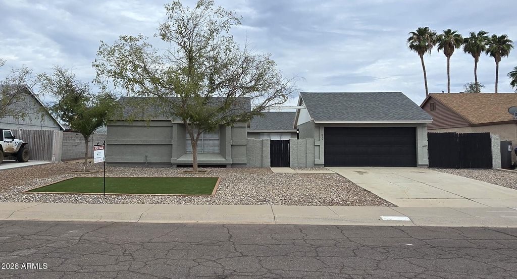 11815 N 77TH Drive, Peoria, AZ 85345