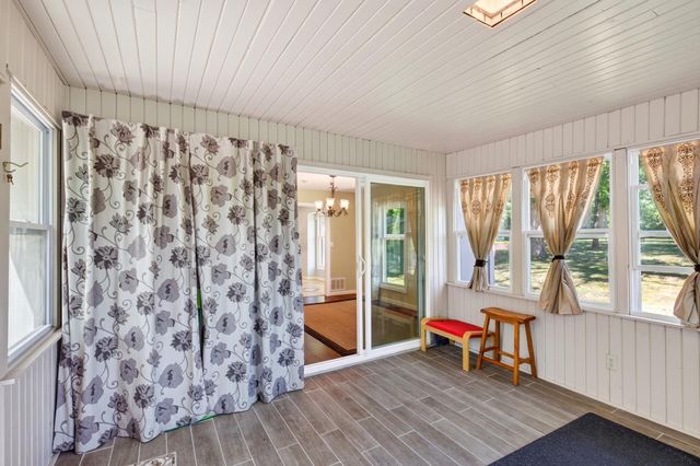 5795 Shannon Trail SE, Prior Lake, MN 55372